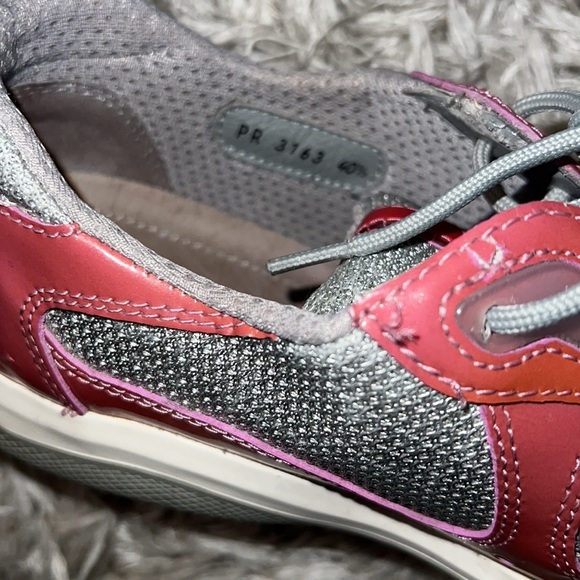 Prada PATENT LEATHER TRAINERS - Picture 6 of 7